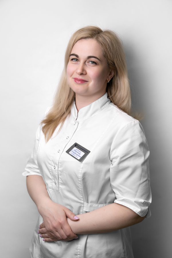 Кулакова Наталья Александровна — Врач-офтальмолог второй категории